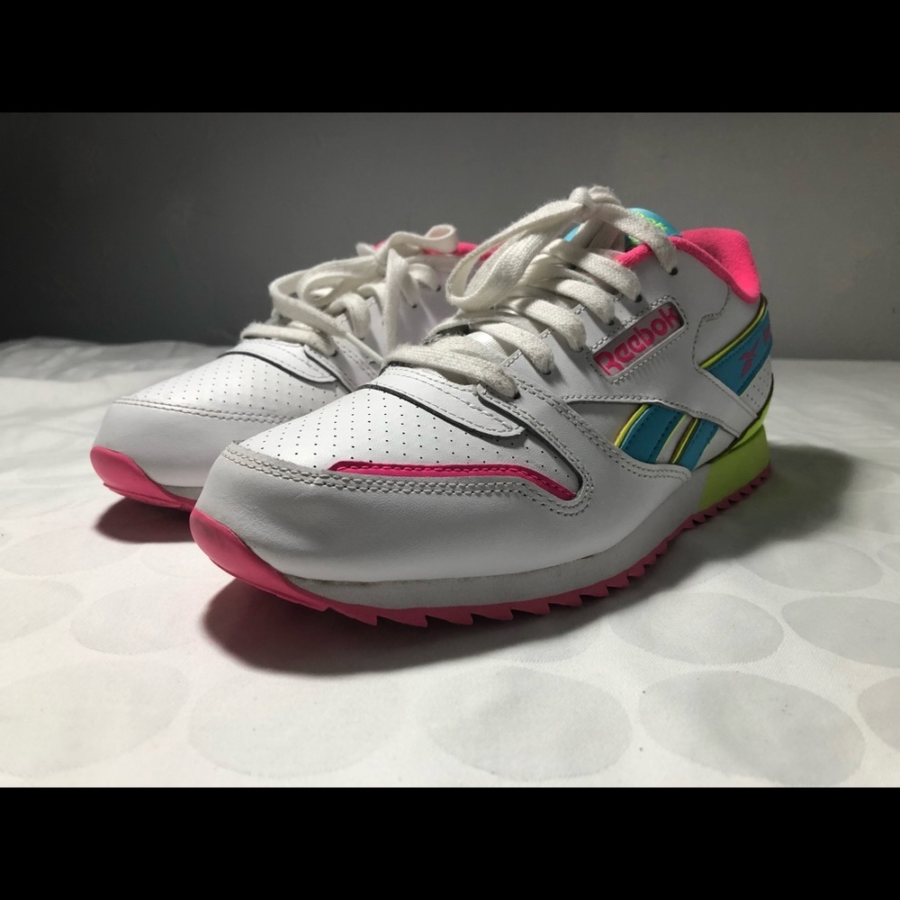 Reebok classic women Size 6 White/neon Pink /green #122140646